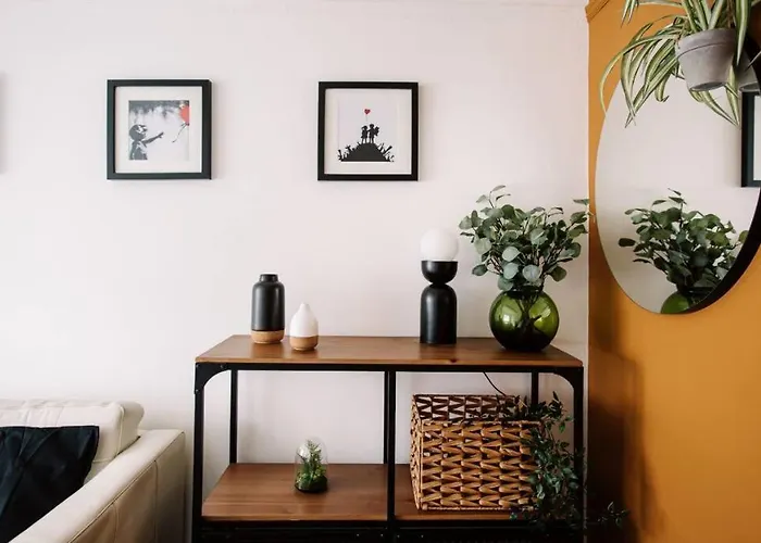 Modern & Stylish Home In The Heart Of Belfast