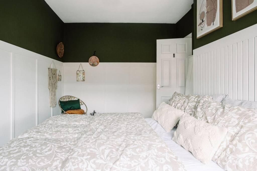 Modern & Stylish In The Heart Of Belfast