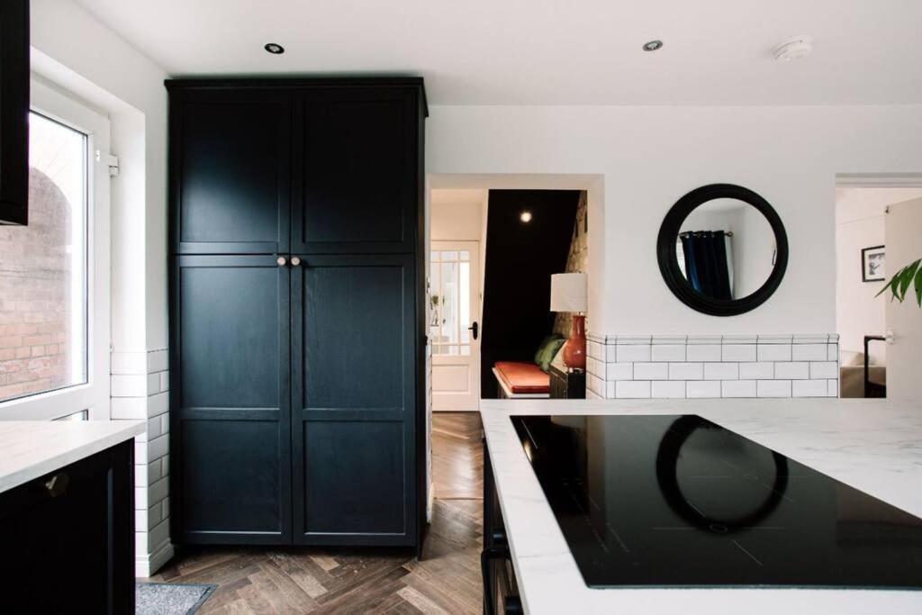 Modern & Stylish In The Heart Of *